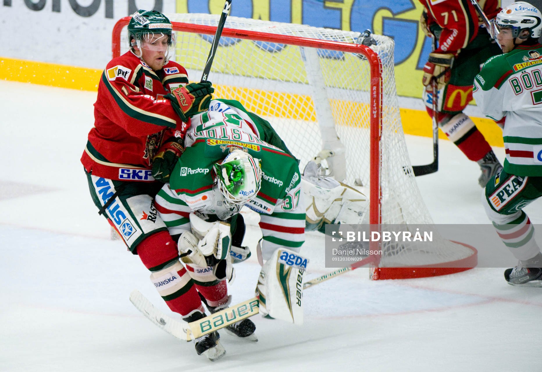 Joakim Andersson, Frölunda kör in i Christopher Nilstorp,