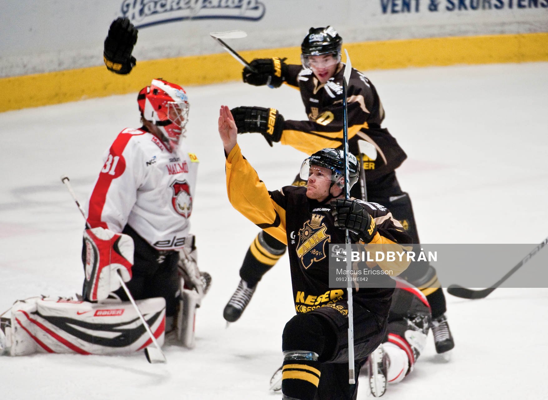 Patrik Bengtsson, AIK  (Jubel)