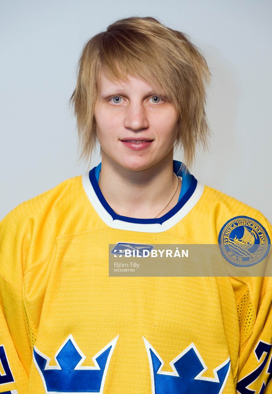 Elin Holmlöv