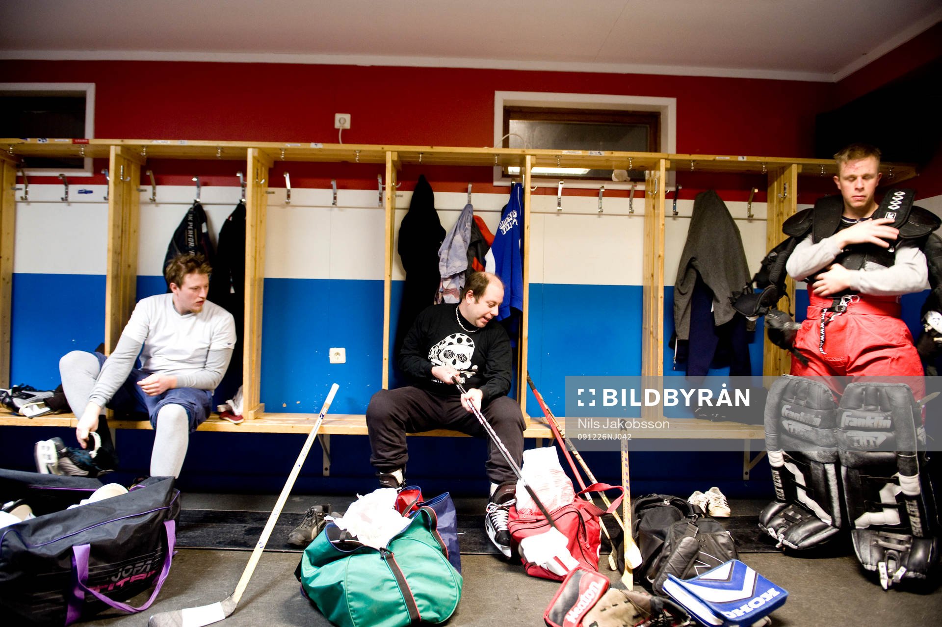 Ishockey, korphockey, spontanidrott, omklädningsrum