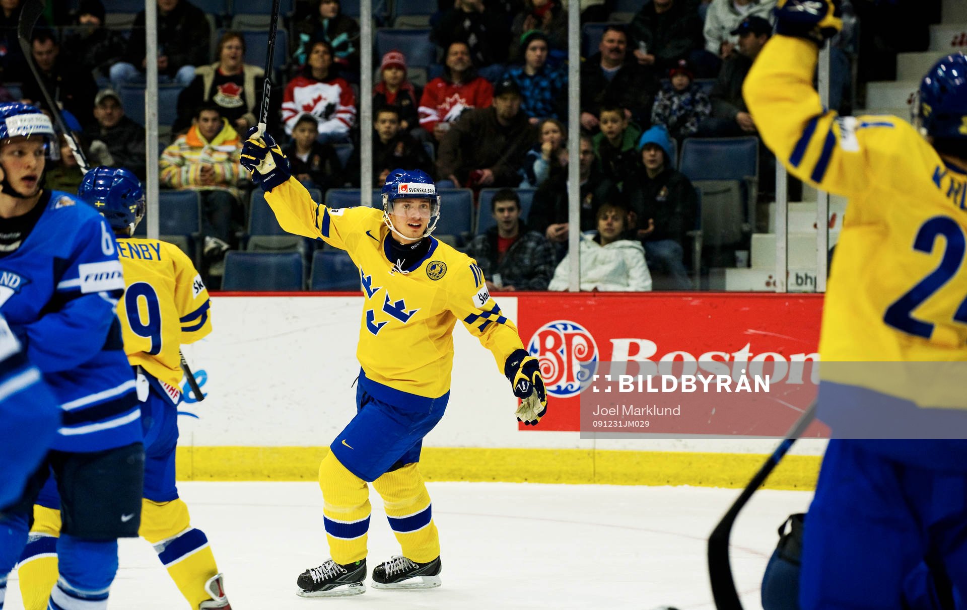 Jacob Josefson, Sverige, jublar