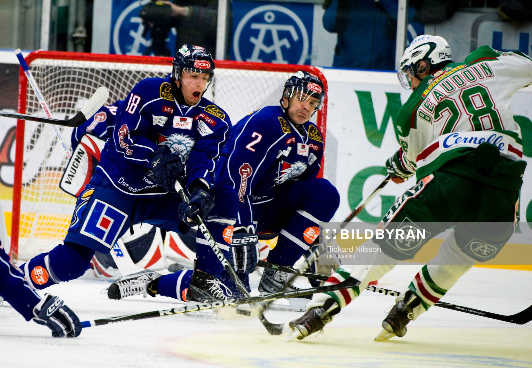 Pontus Petterström och Andreas Pihl, Linköping, täcker