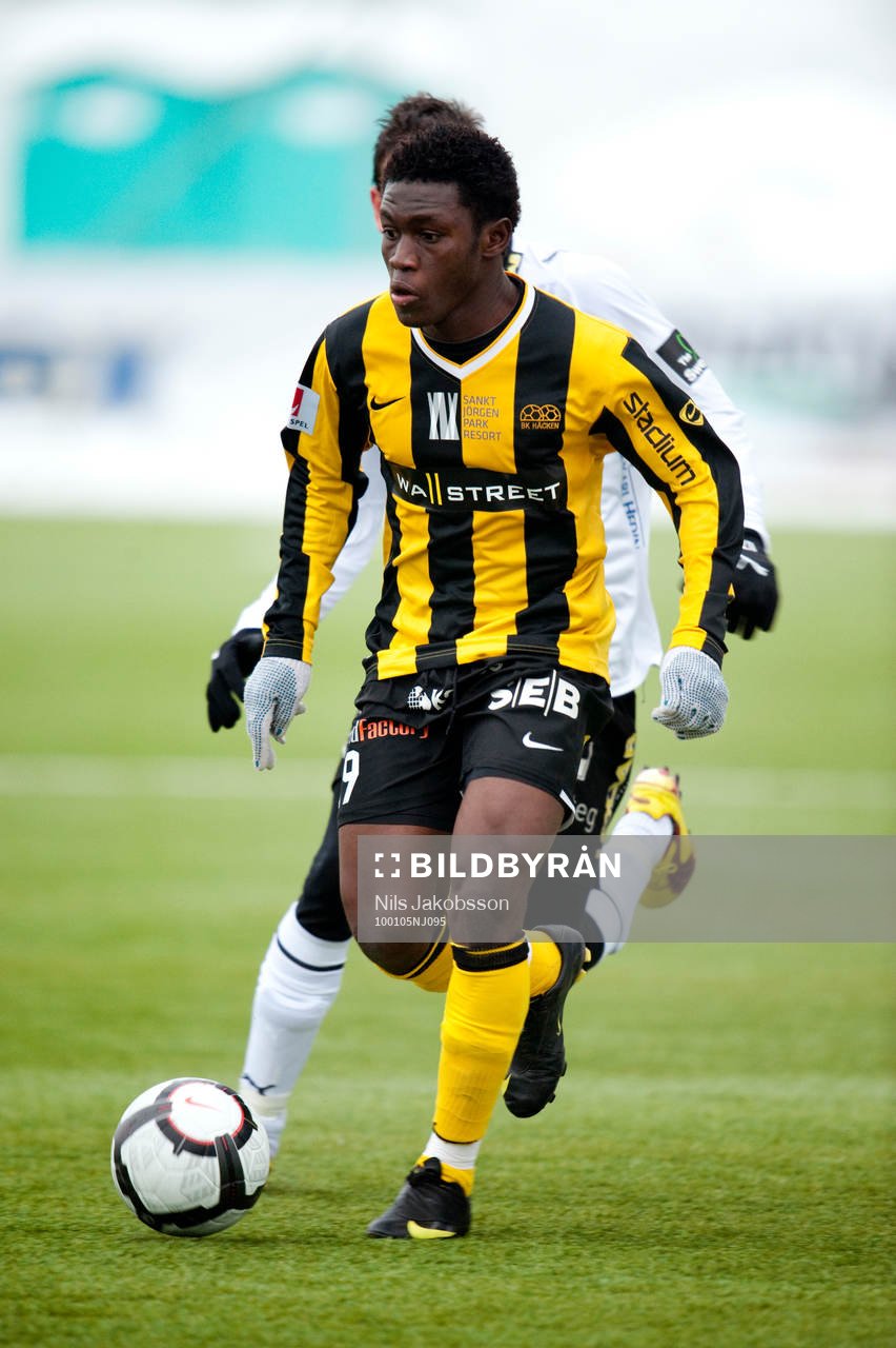 Abdul Majeed Waris. Häcken