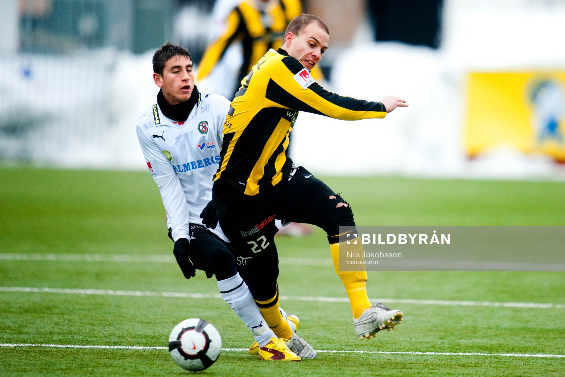 Alejandro Bedoya, Örebro, Daniel Forsell, Häcken