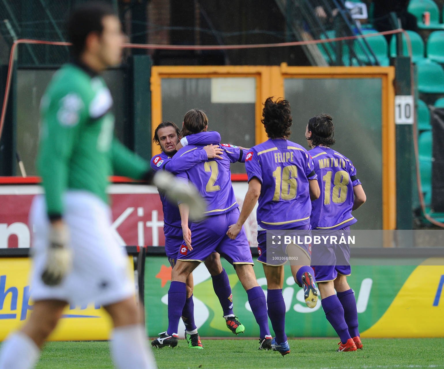  Glädje och jubel efter mål av Per Kroldrup, Fiorentina.