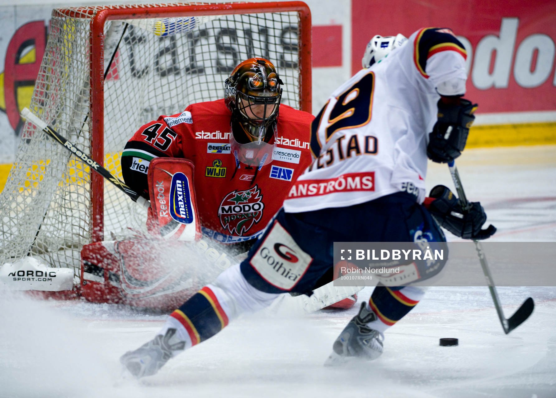 Jimmie Ölvestad, Djurgården och Roman Malek, Målvakt Modo