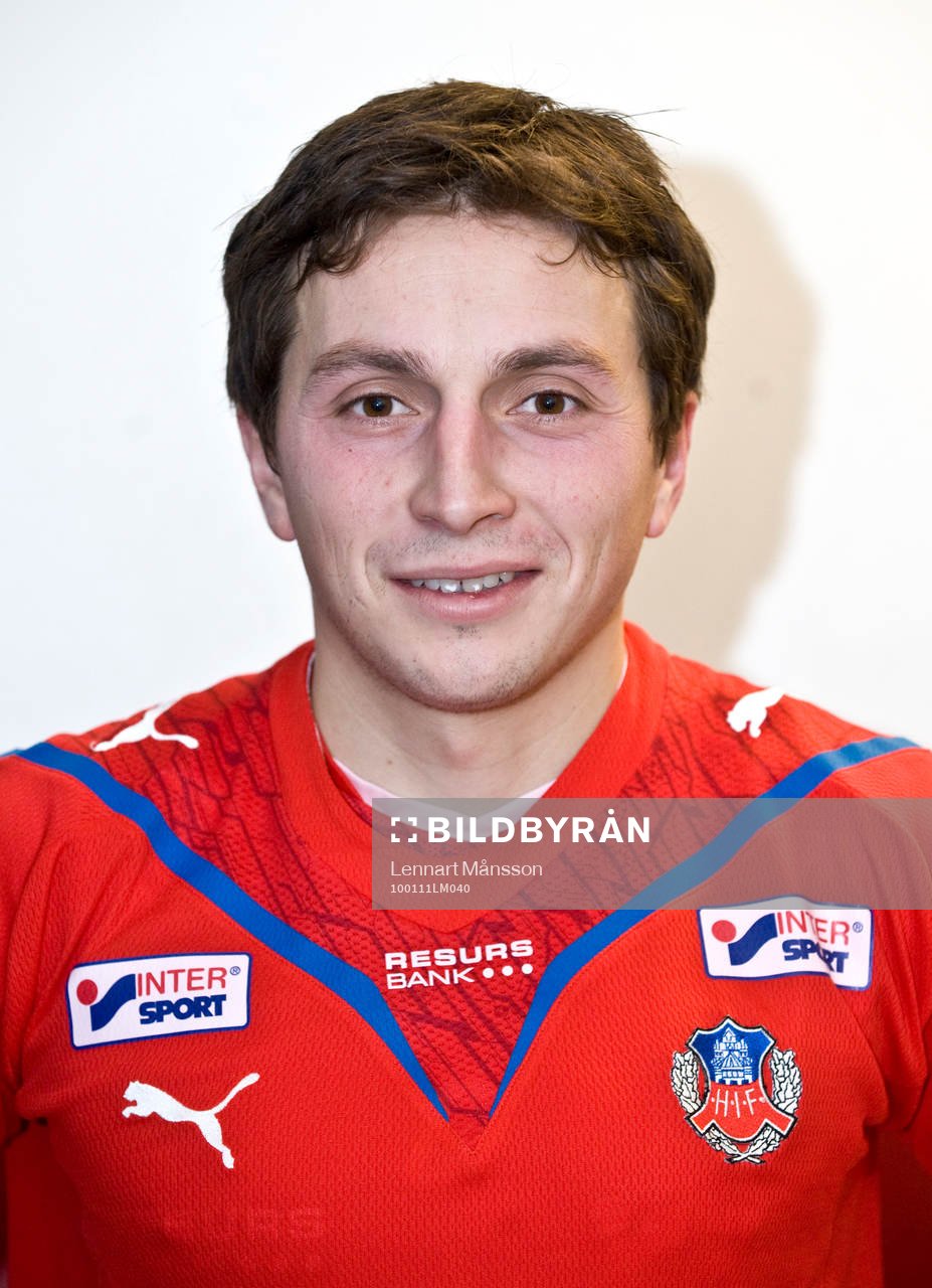 Ardian Gashi, porträtt