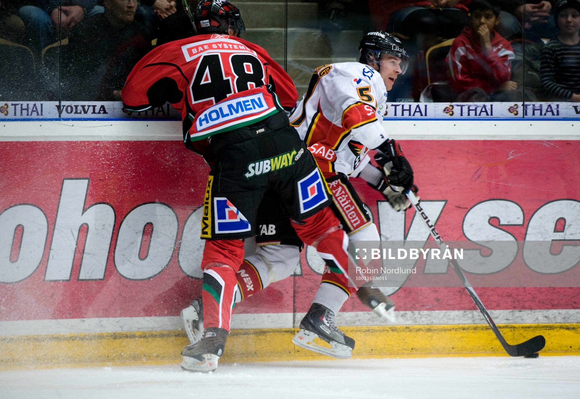 Emil Lundberg, Luleå och Hannu Pikkarainen, Modo (tackling)
