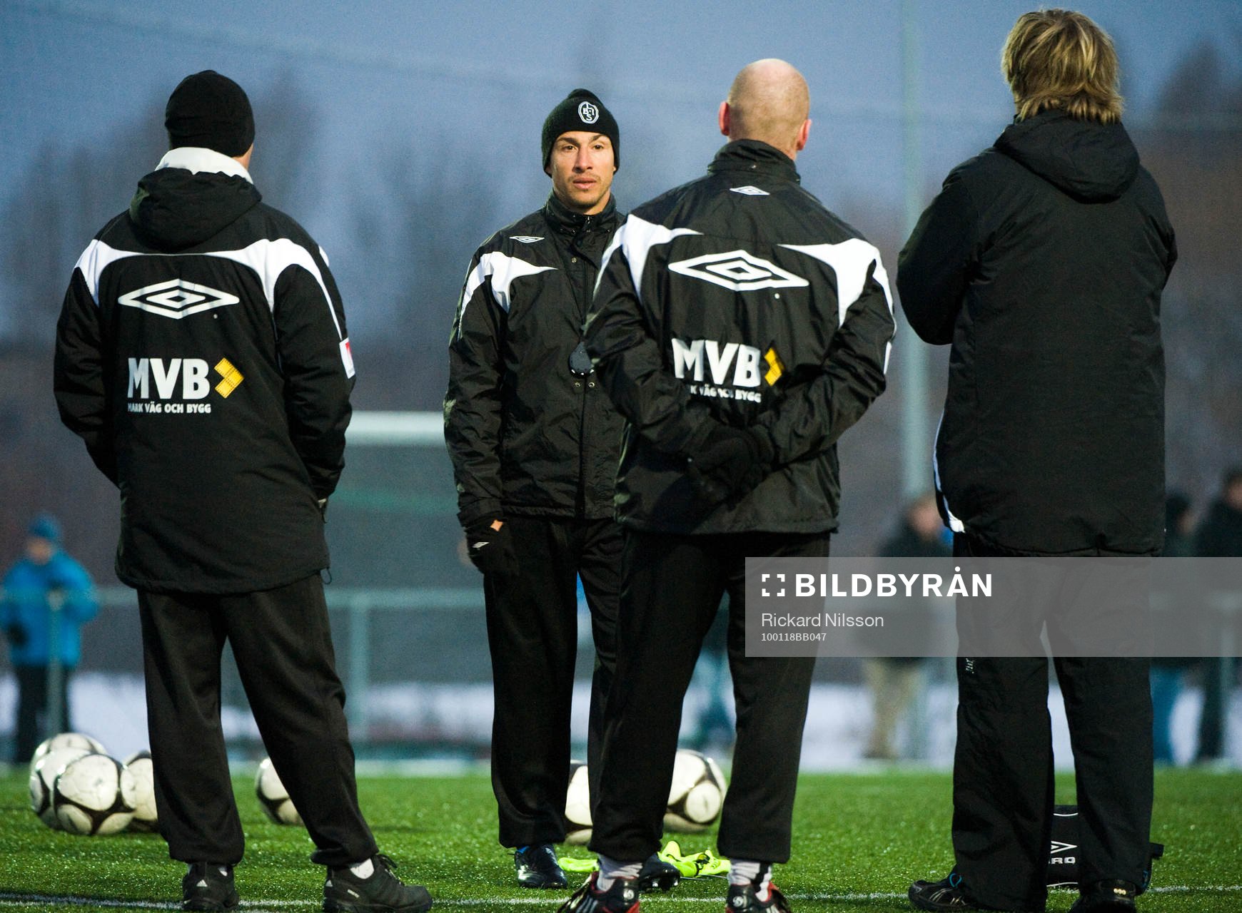Henrik Larsson, tränare och Jörgen Pettersson, tränare
