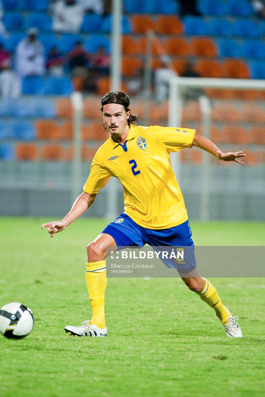 Mikael Lustig, Sverige