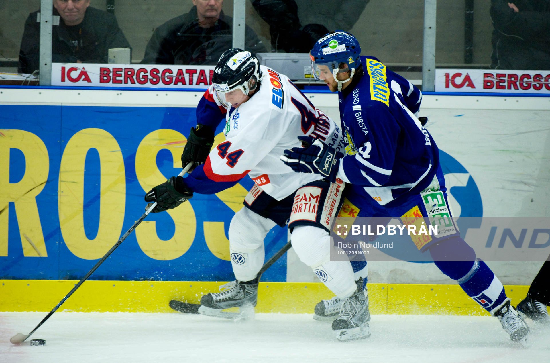 Gustaf Thorell, Borfors och Niklas Bröms, Sundsvall