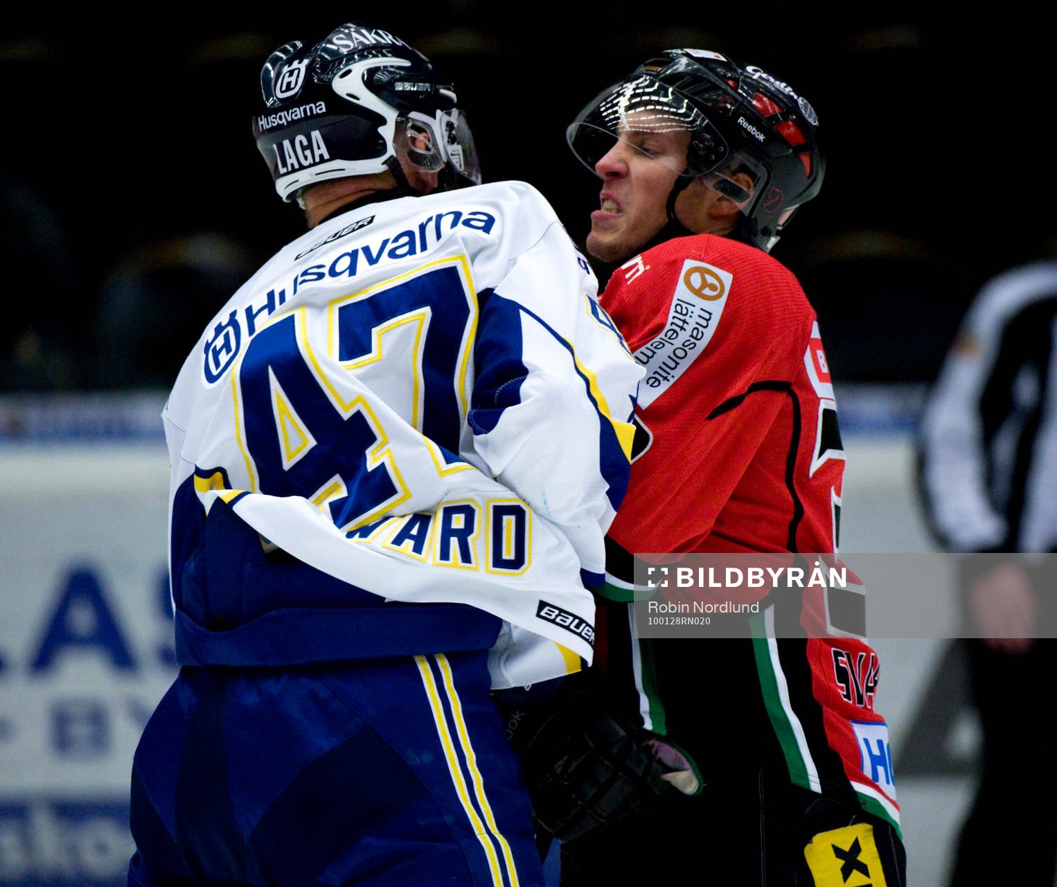 Lance Ward, HV71 och Per Svartvadet, Modo i konflikt, bråk