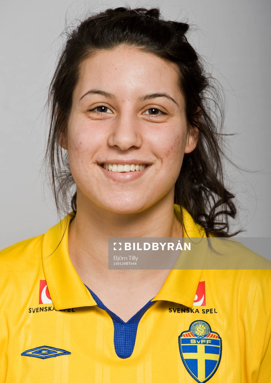  Jessy Sharro, Sverige.