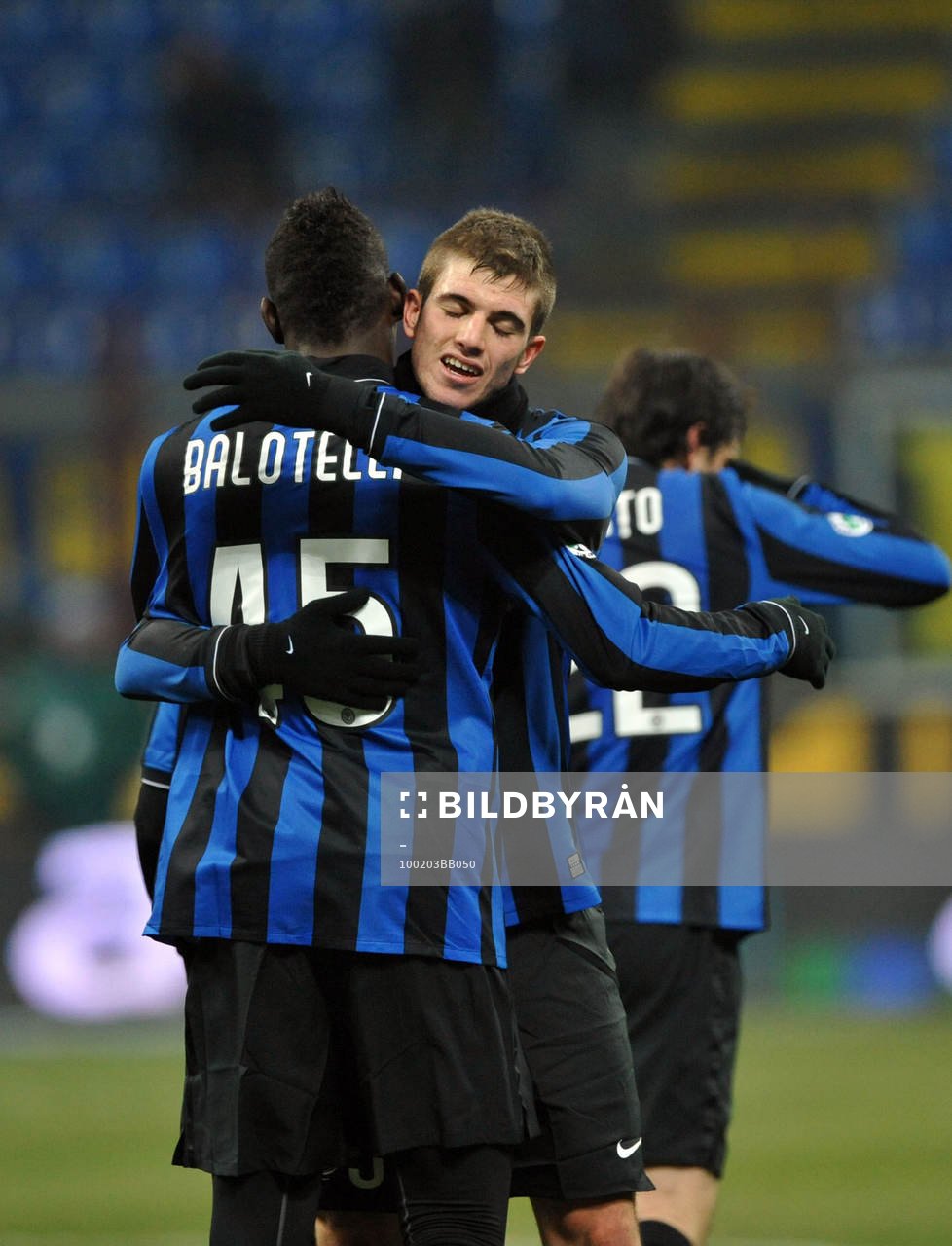Santon, Inter, glädje