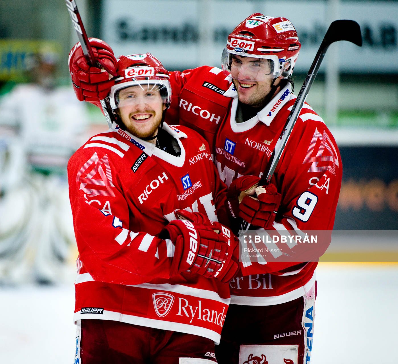 Eric Moe och Petr Caslava, jubel