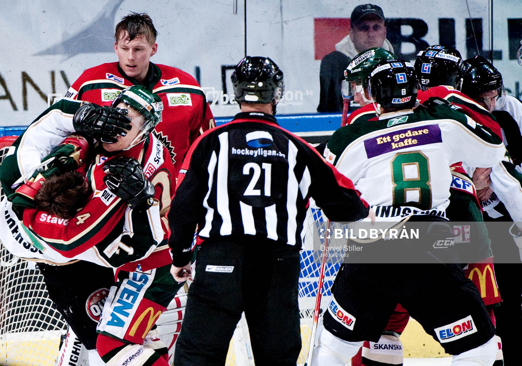 Slagsmål. Johan Andersson, Färjestad, Niklas Andersson,