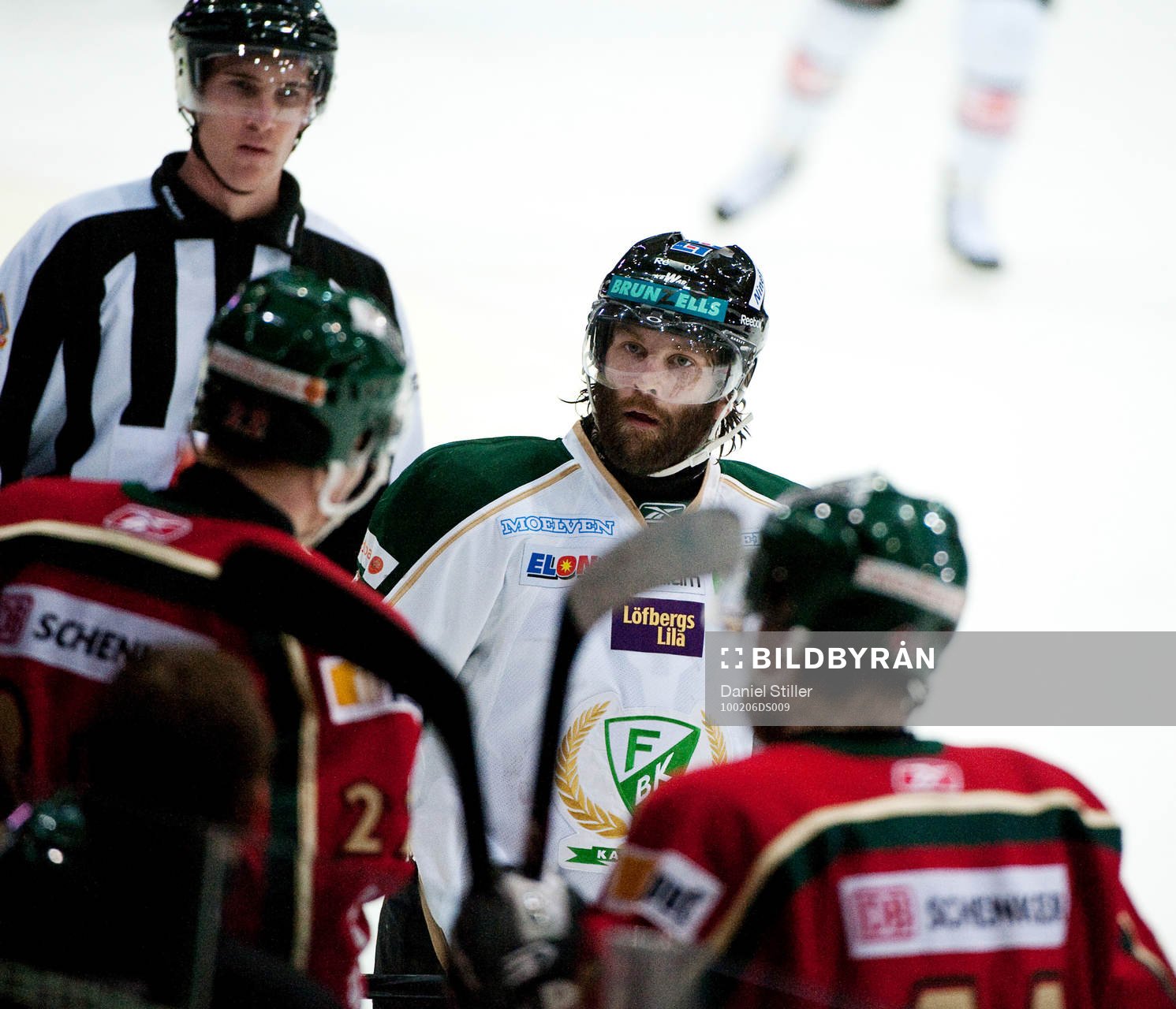 Emil Kåberg, Färjestad, muckar gräl