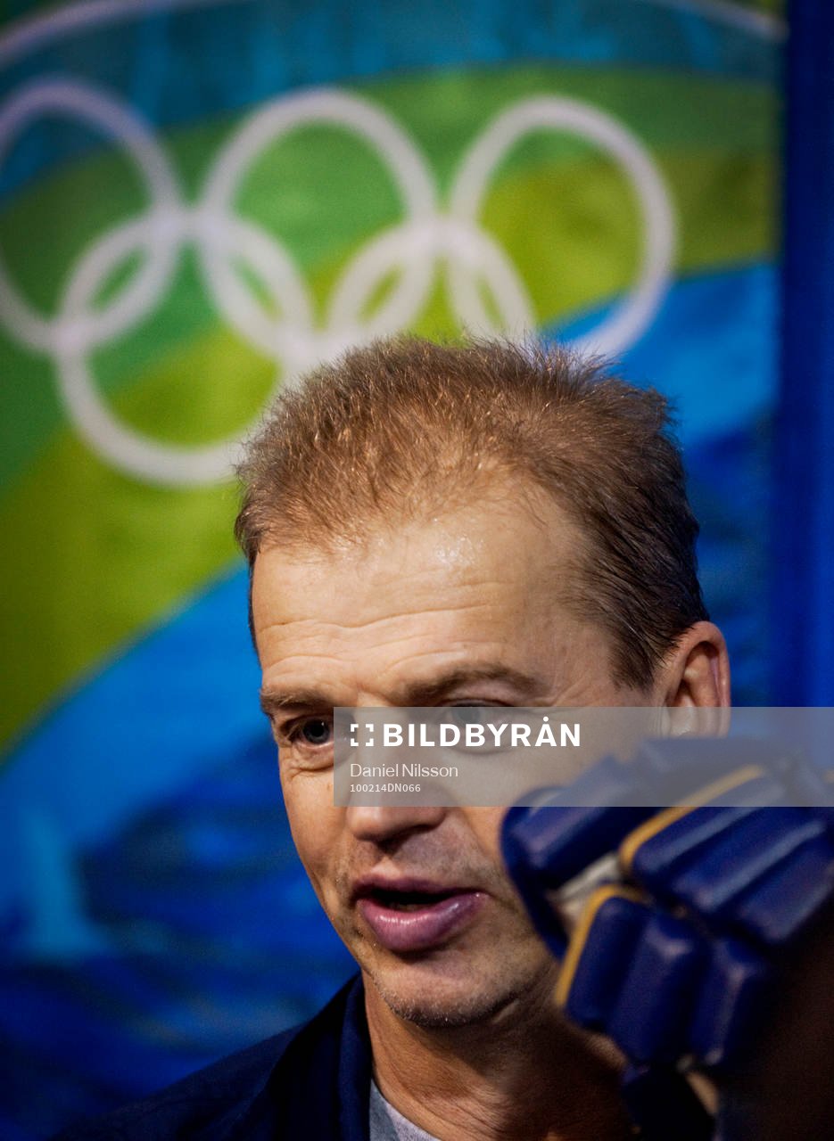 Bengt-Åke Gustafsson, förbundskapten. Olympiska ringar