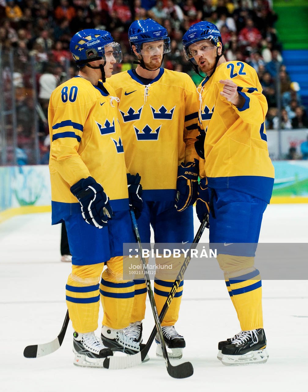 Mattias Weinhandl, Henrik Sedin och Daniel Sedin, Sverige