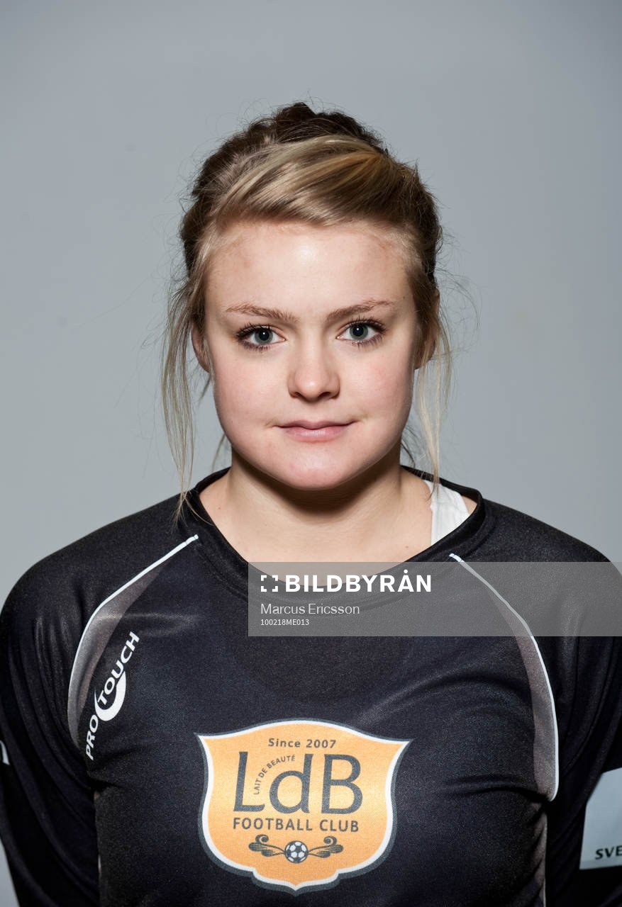 Hilda Carlén, Målvakt