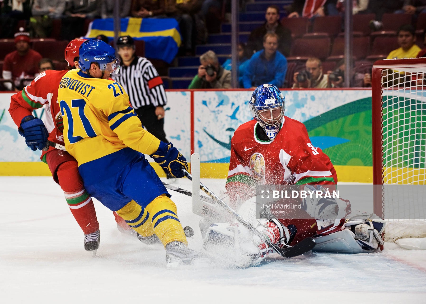 Patric Hörnqvist, Sverige, mot Andrei Mezin, målvakt,