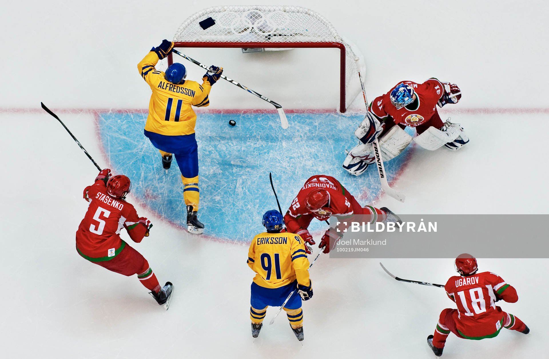 Daniel Alfredsson, Sverige, gör mål