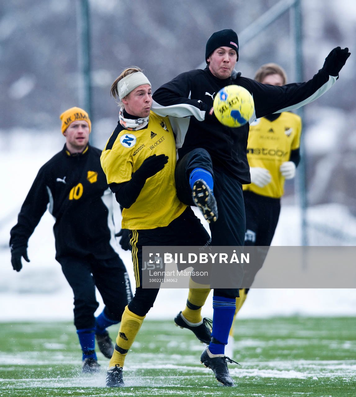 Konstgräs, snö på plan. Victor Bergström, Hässleholm