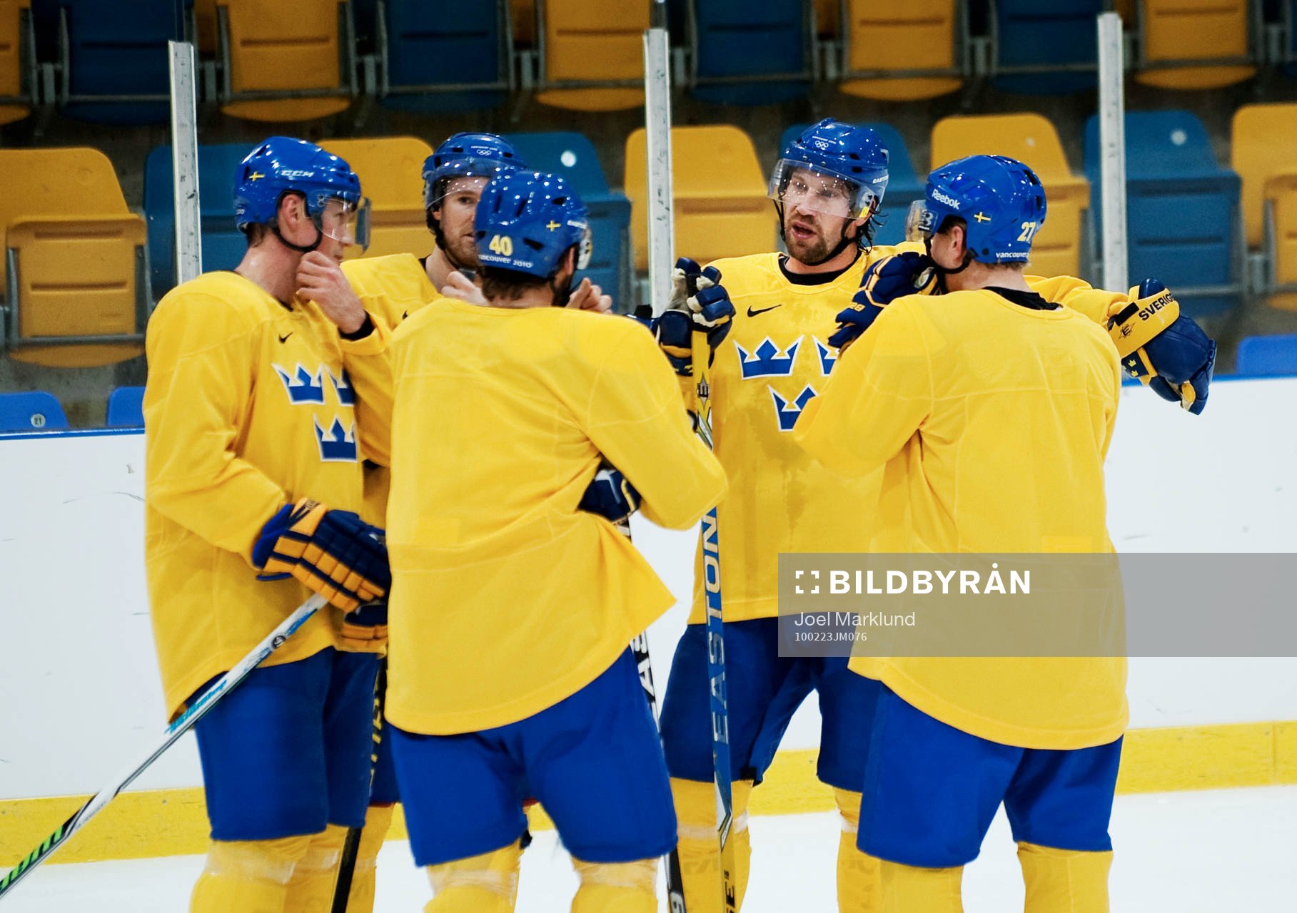 Peter Forsberg ger instruktioner