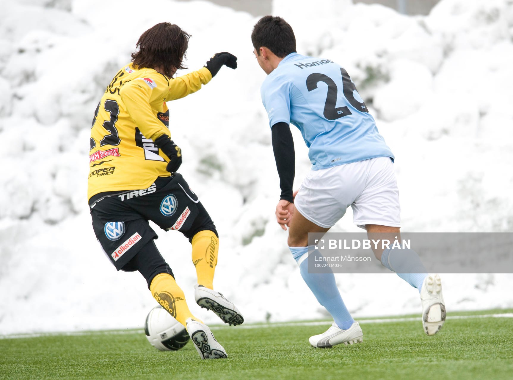 Jiloan Hamad, Malmö, och Niklas Hult, Elfsborg. Genre,