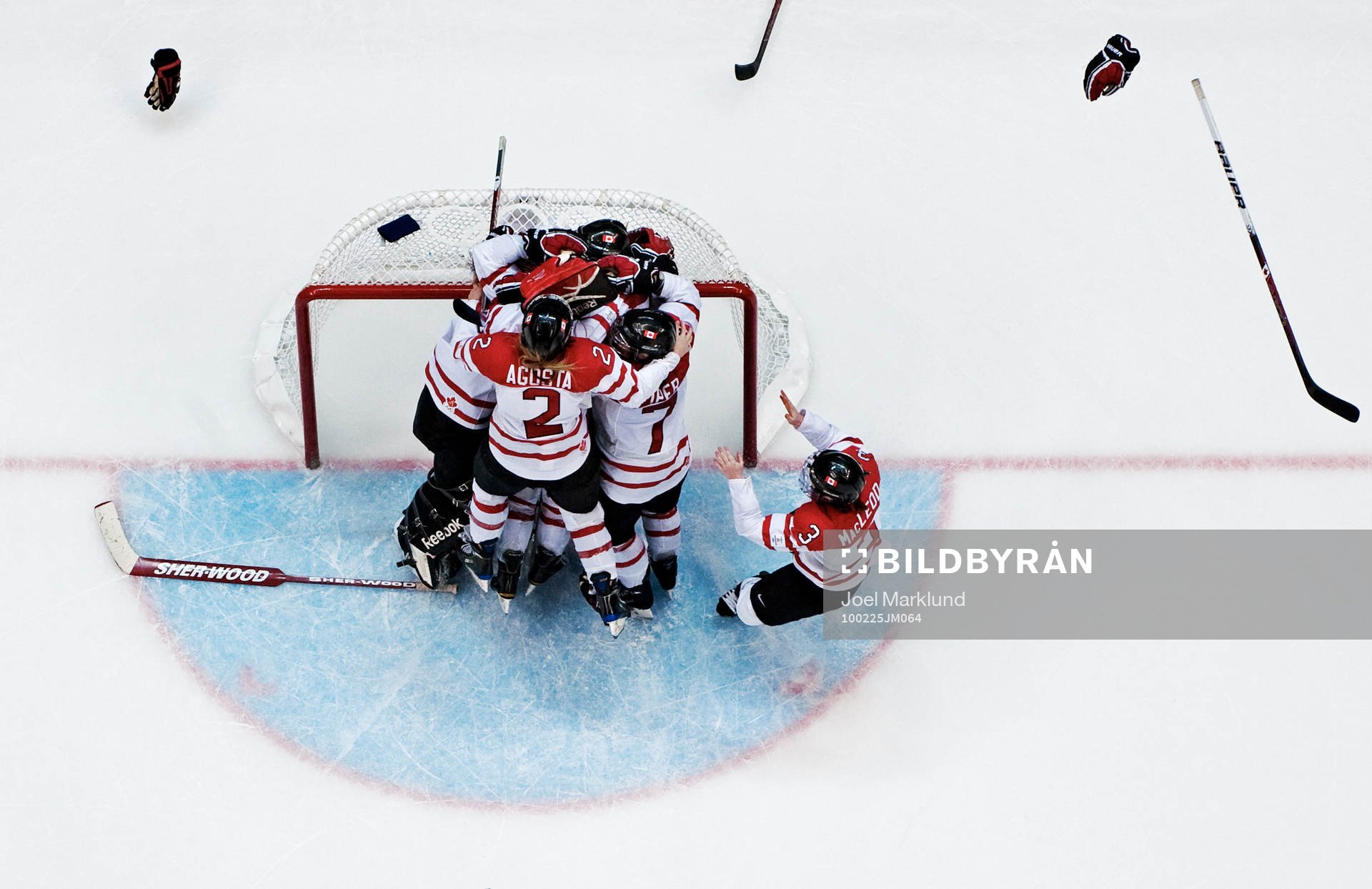 Shannon Szabados, målvakt Kanada  (Jubel)