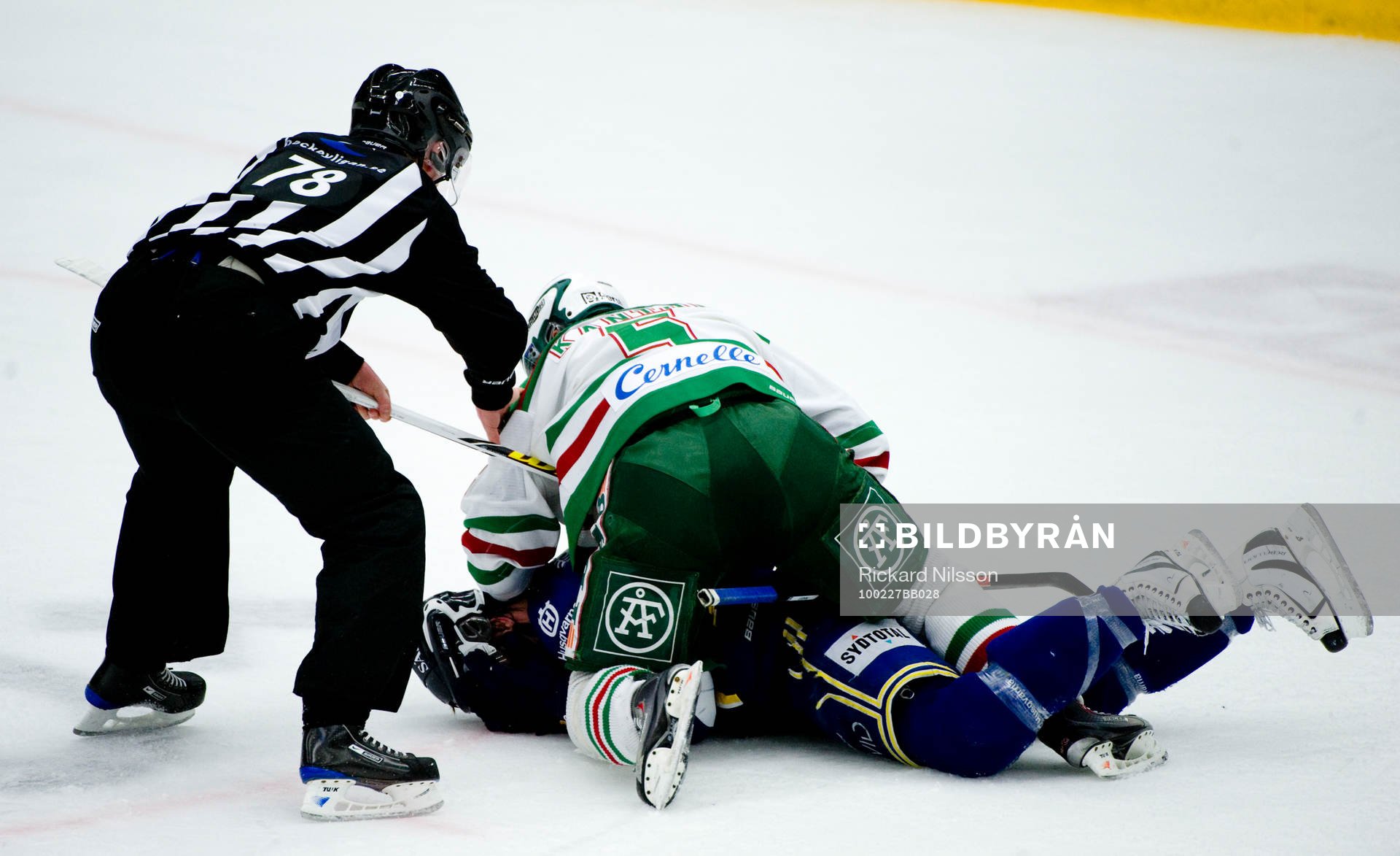 Per Ledin, HV71 och Robert Kantor, Rögle, slagsmål