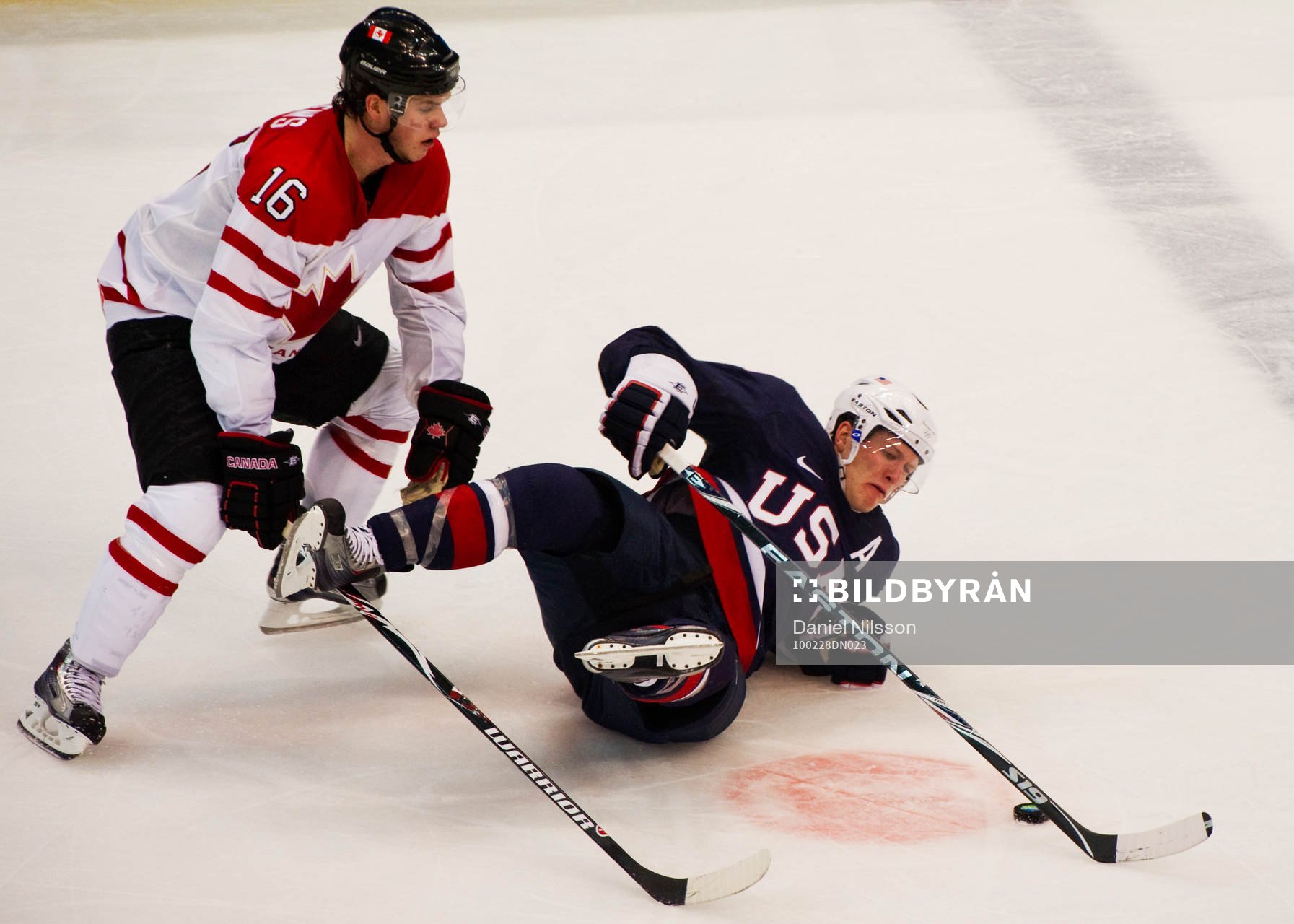 Jonathan Toews, Kanada och Ryan Suter, USA