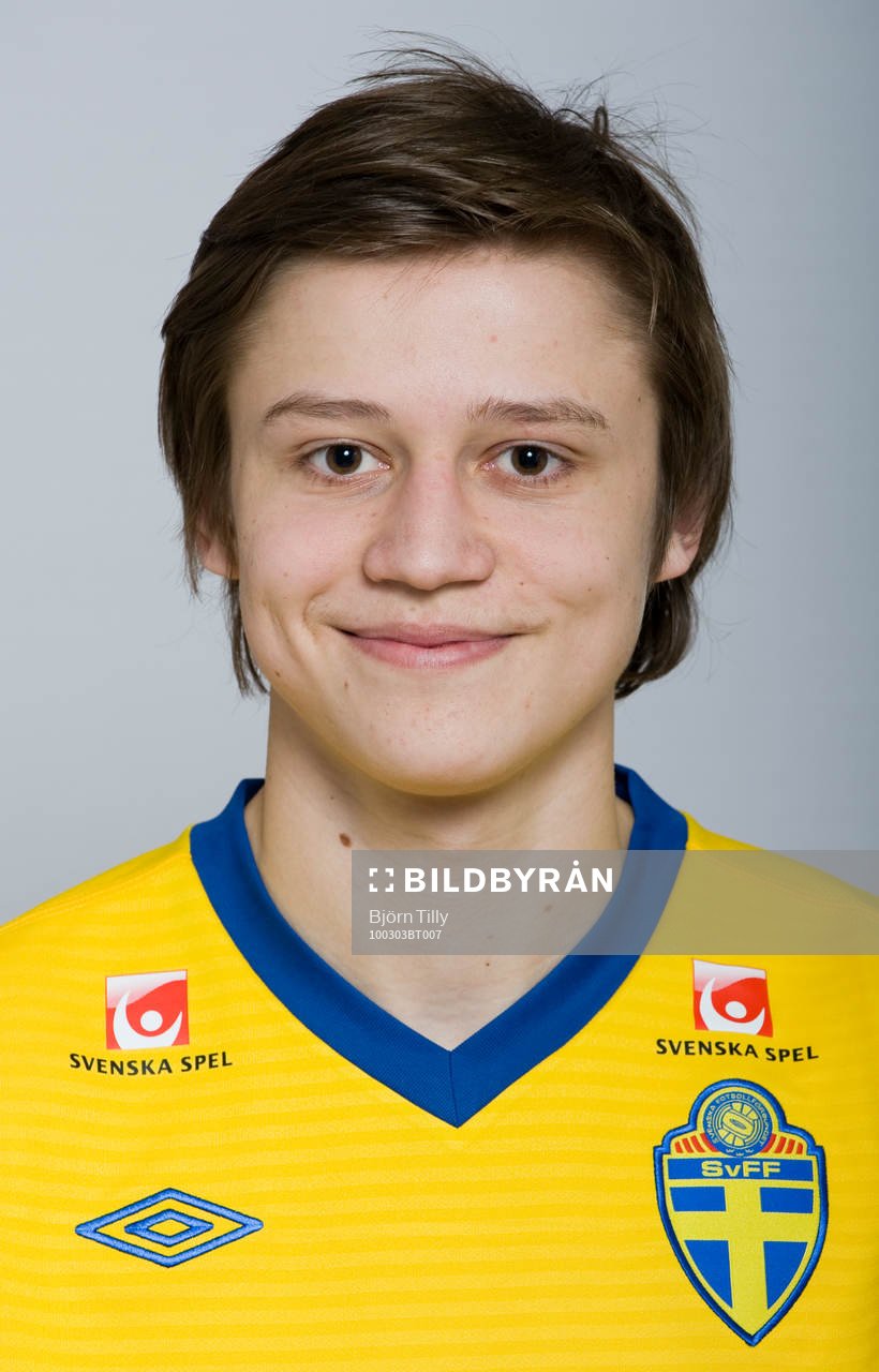 Simon Thern, Sverige