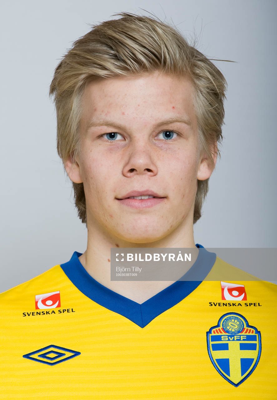 Joakim Hall, Sverige
