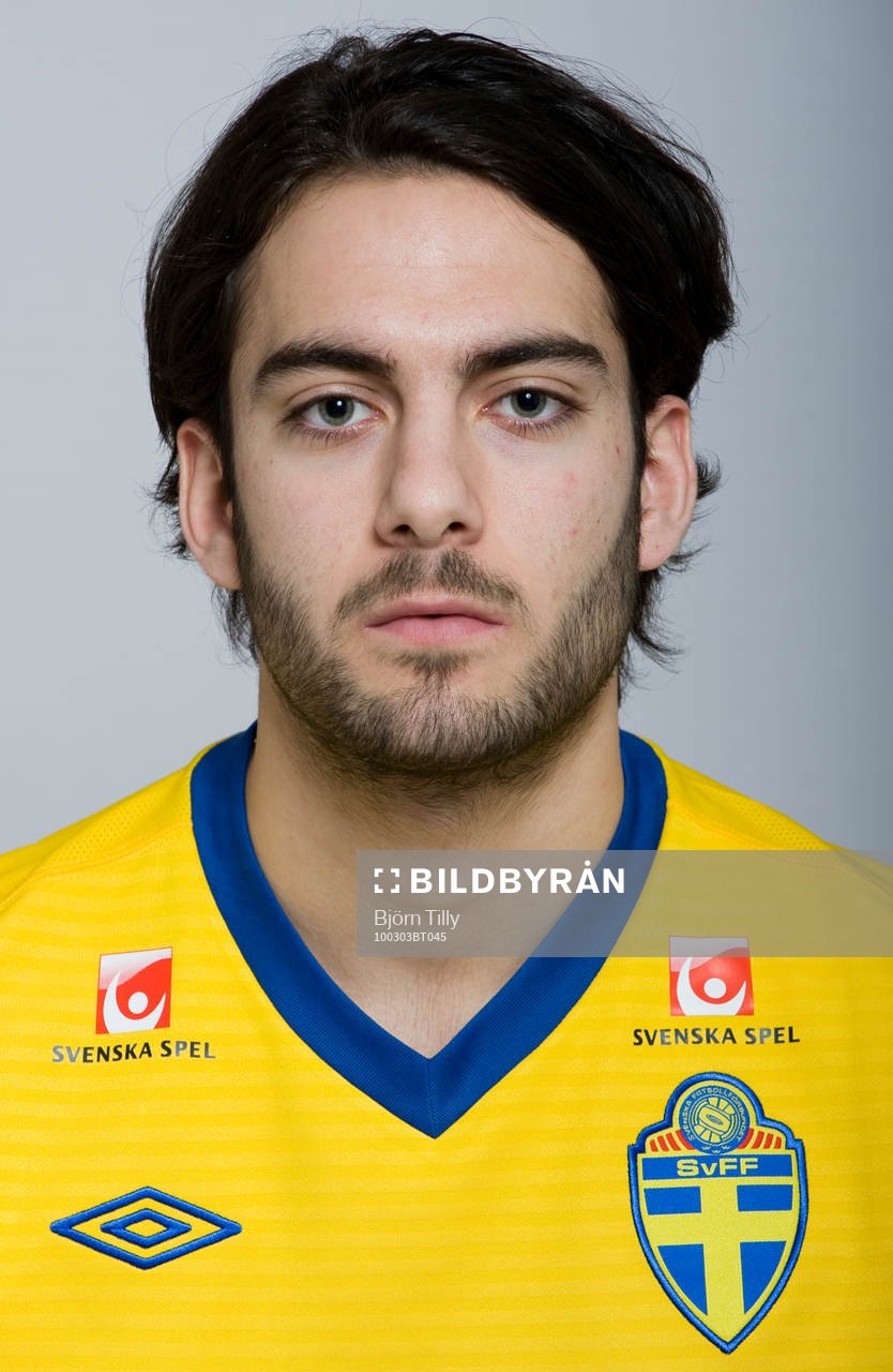 Serop Budur, Sverige