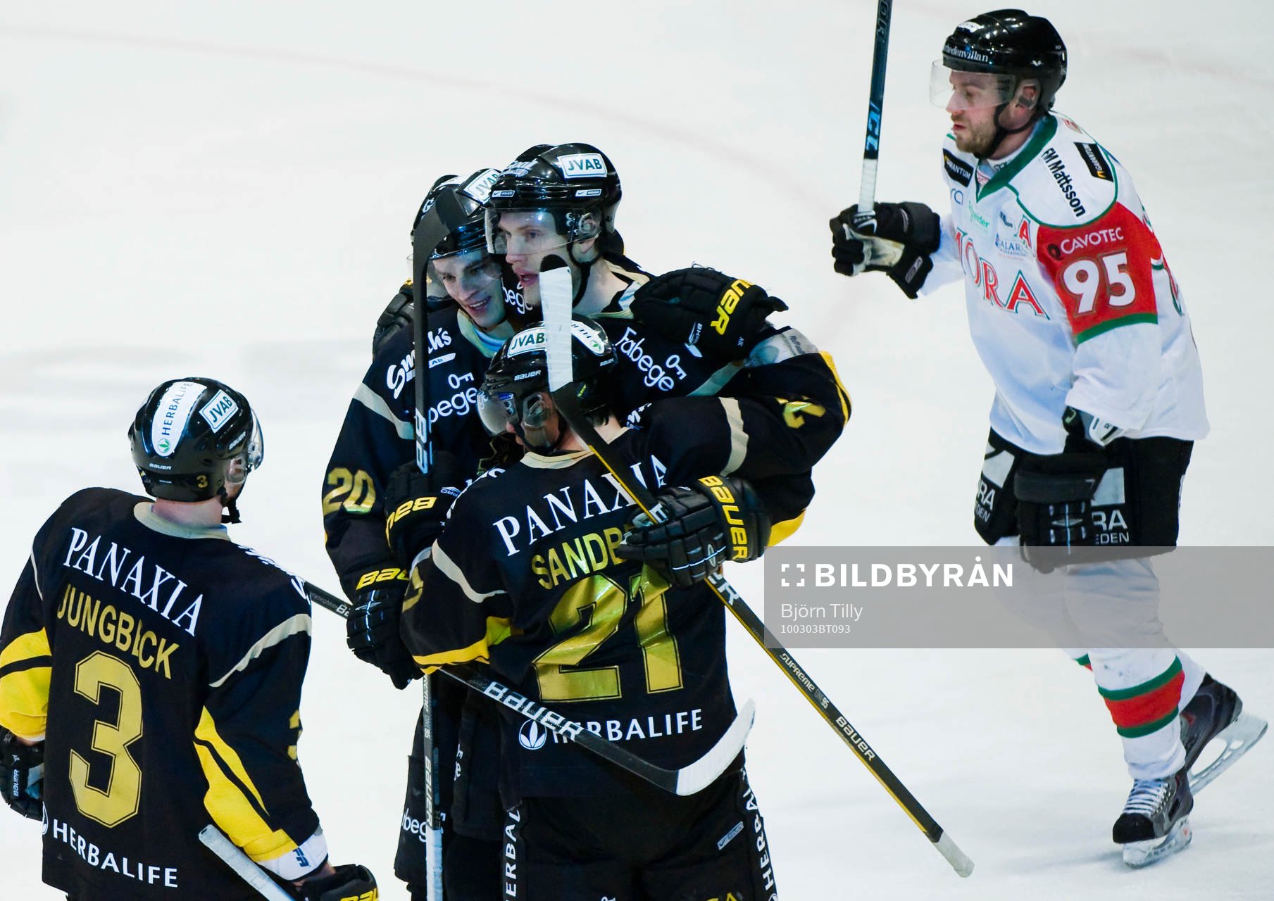 Daniel Bång, Johan Ryno, AIK och Håkan Bogg, Mora (Jubel)