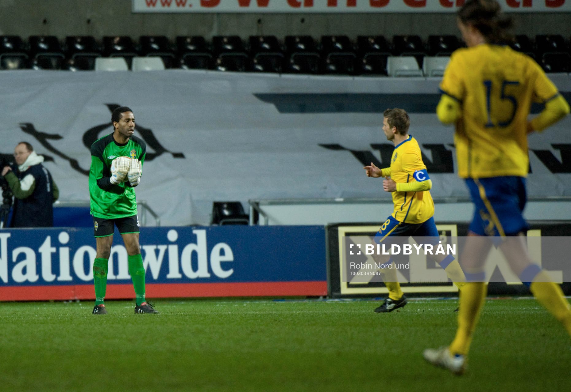 Eddie Gustafsson, Målvakt