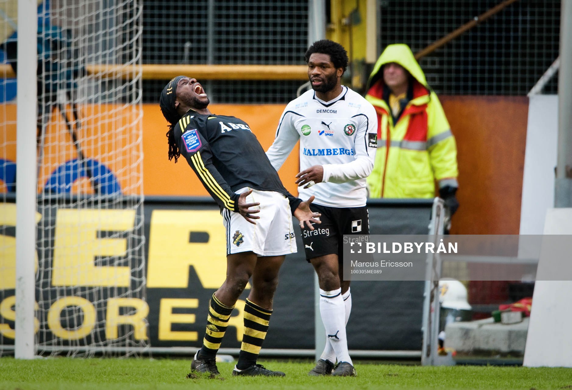 Martin Kayongo-Mutumba, AIK skriker ut sin förtvivlan