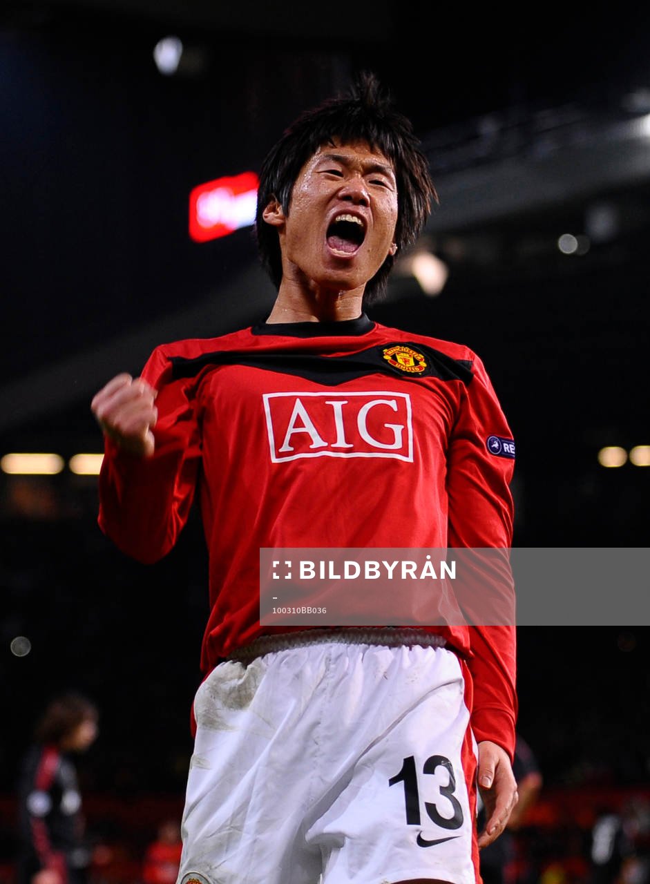  Ji-Sung Park, glädje och jubel över tredje målet för Manchester United.