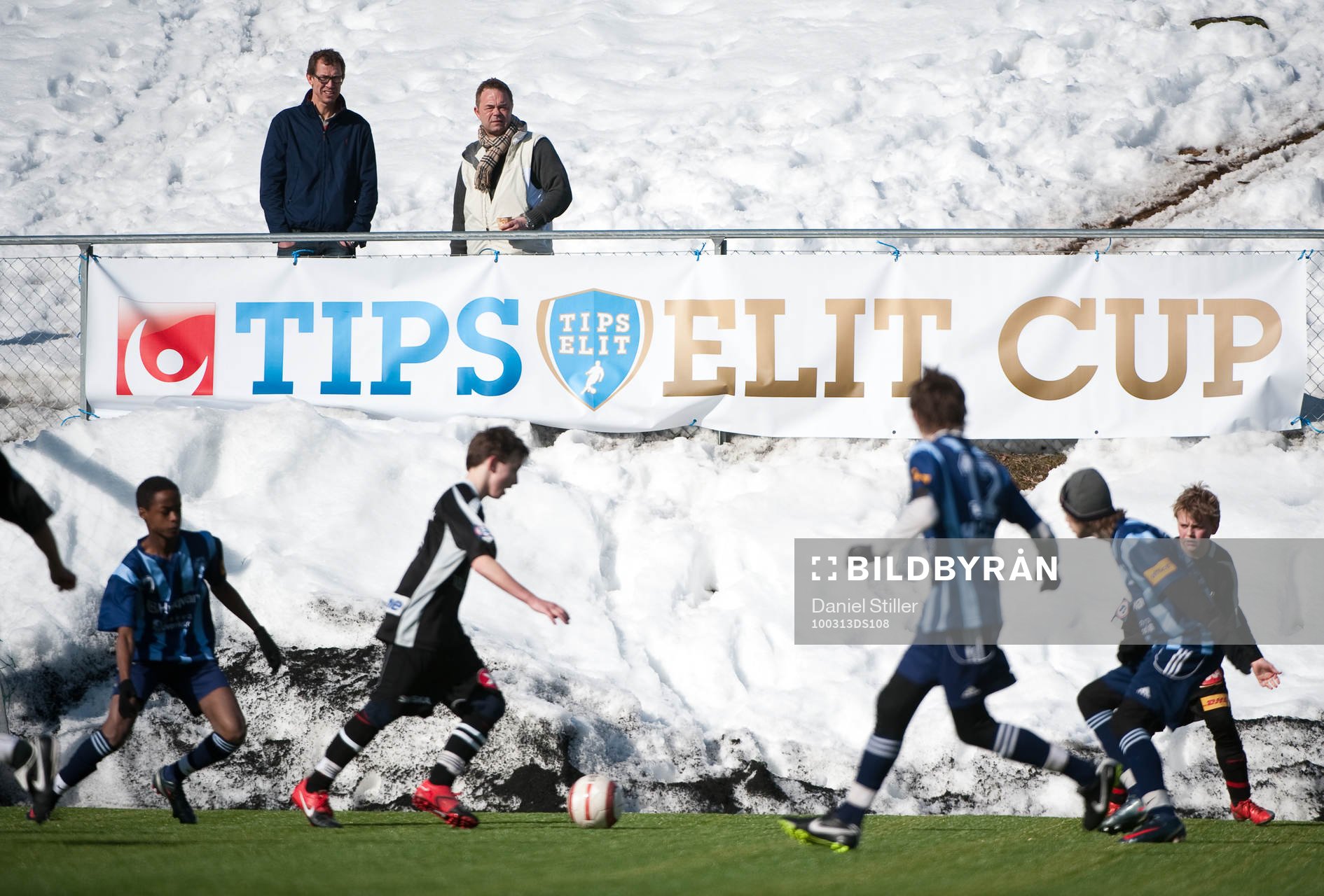 Tipselit Cup banderoll. Snö