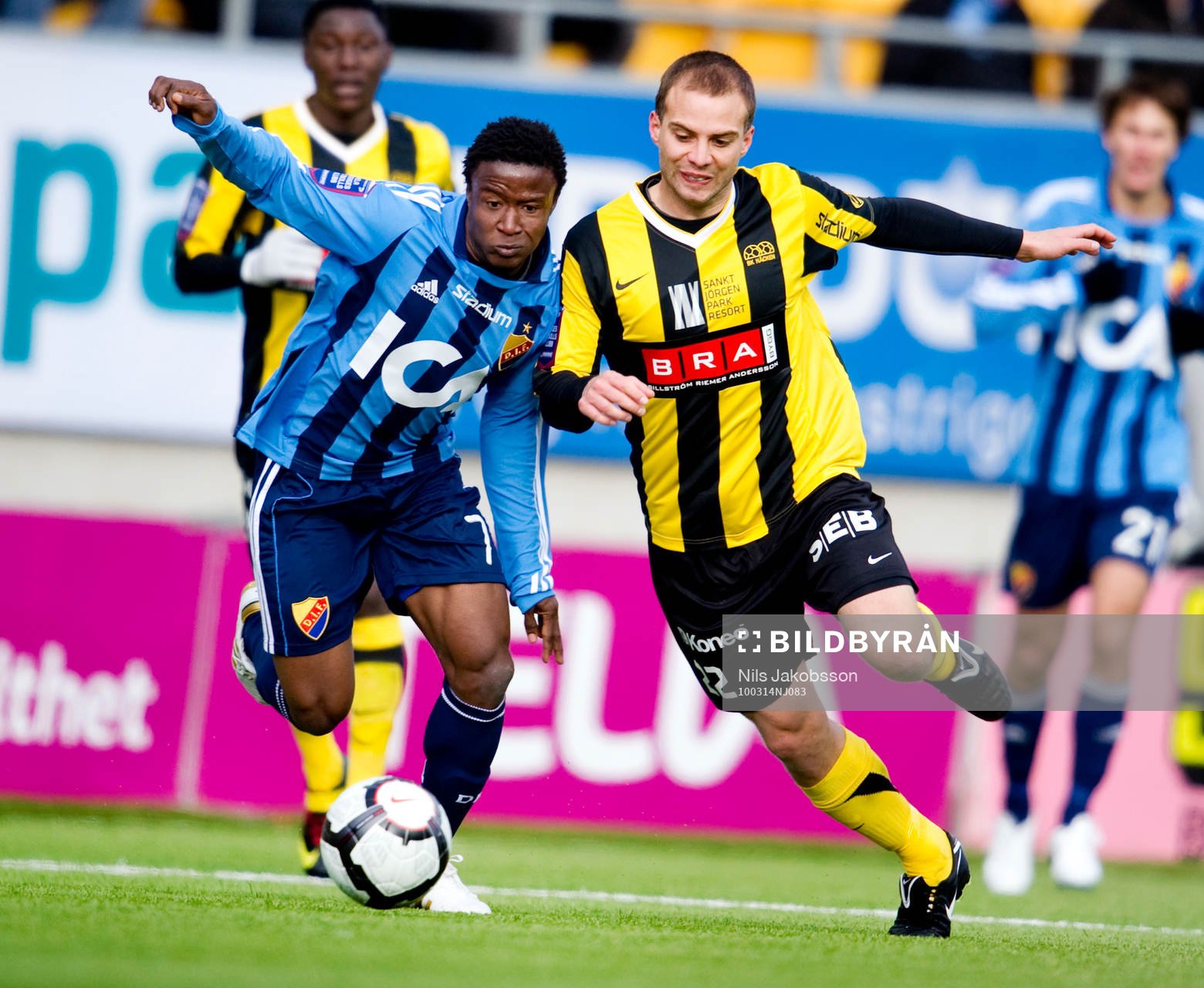 Kennedy Igboananike, Djurgården, Daniel Forsell, Häcken