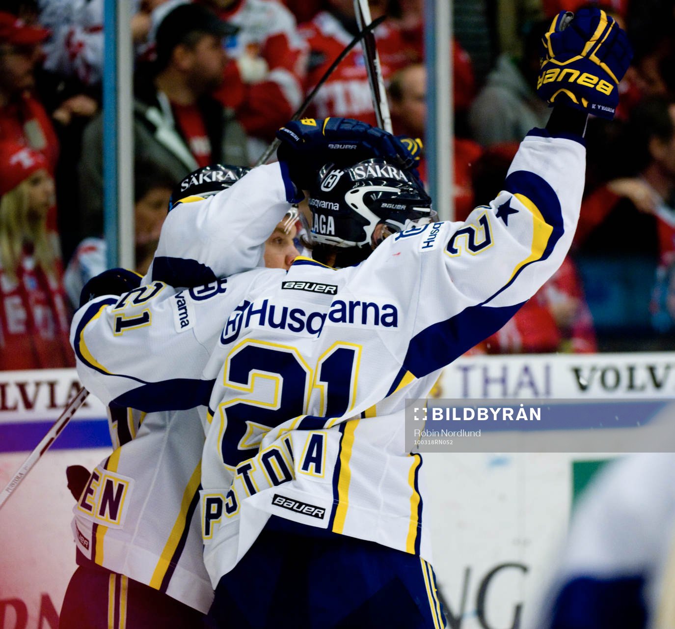 Jukka Voutilainen och Pasi Puistola, HV71 (Jubel)