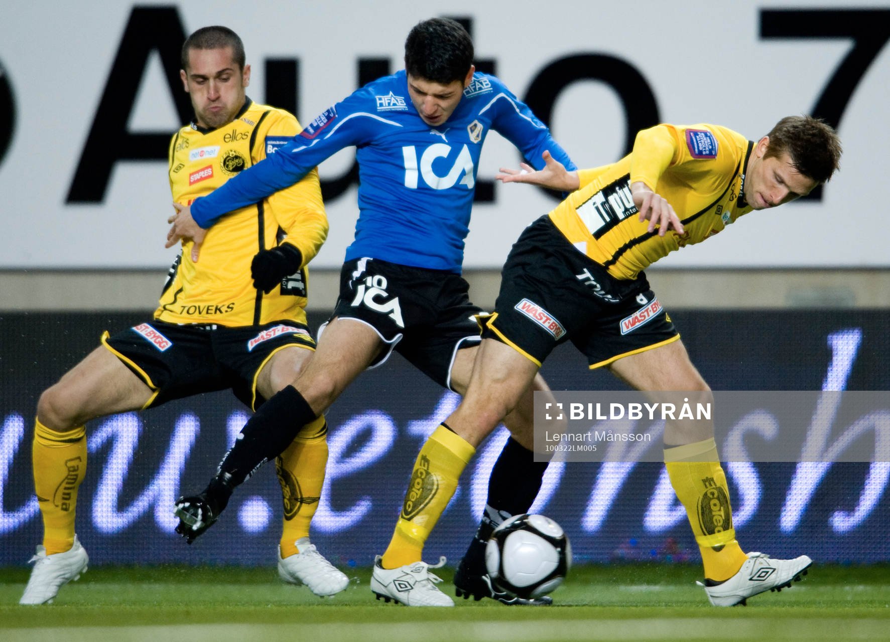 Anel Raskaj, Halmstad och Anders Svensson och Emir Bajrami,