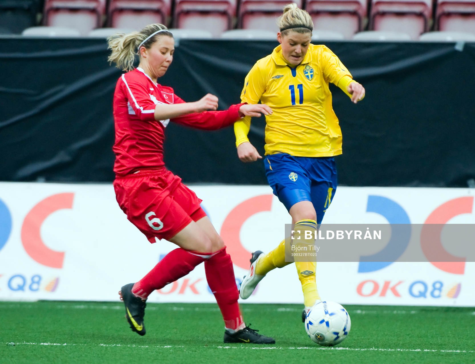 Feride Bakir, Turkiet och Olivia Scough, Sverige