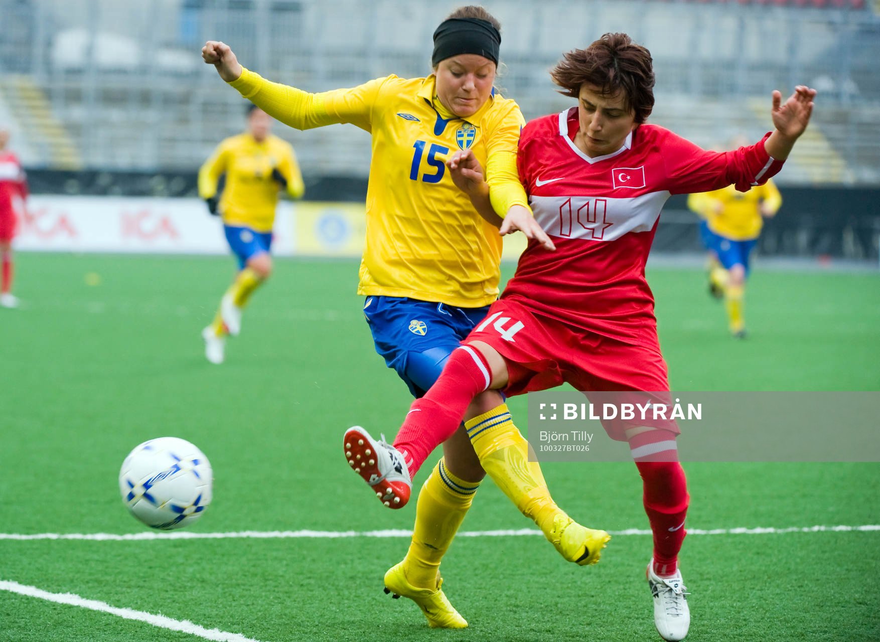 Kristin Carlsson, Sverige och Zübeyde Kaya, Turkiet