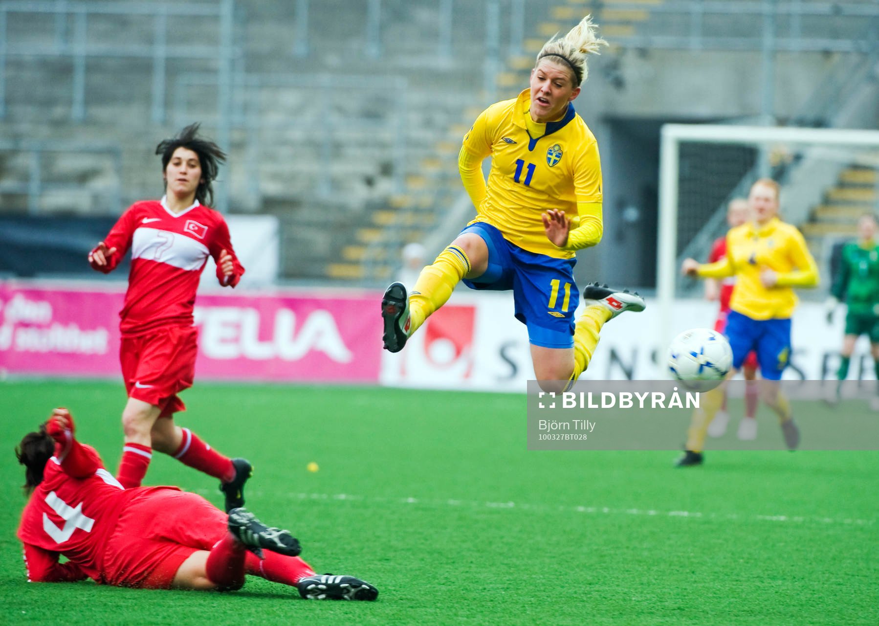 Basak Ersoy, Turkiet och Olivia Scough, Sverige
