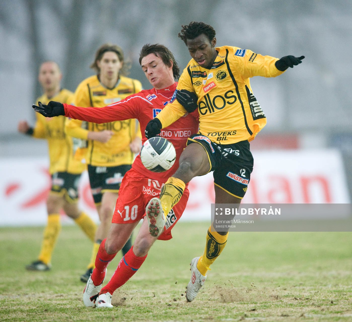 Amadou Jawo, Elfsborg, flyger förbi Daryl Smylie och