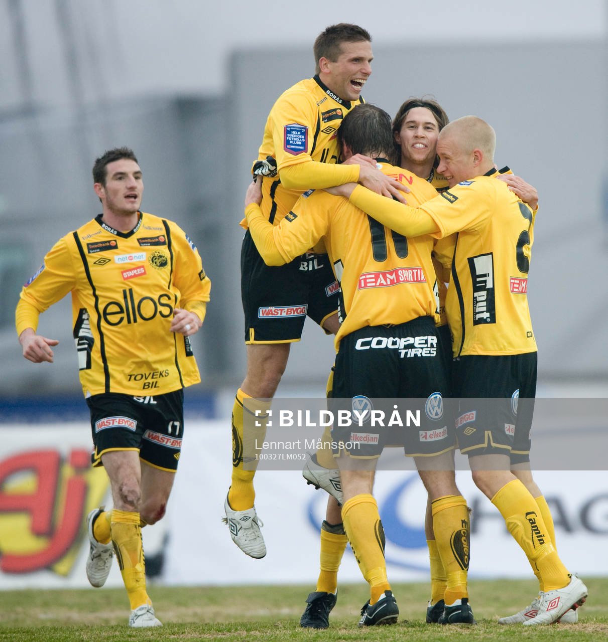 1-2 Daniel Nordmark som grattas av Anders Svensson, Daniel