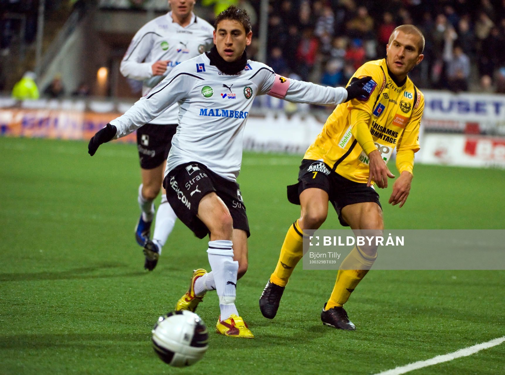 Alejandro Bedoya, Örebro och Johan Svensson, Mjällby