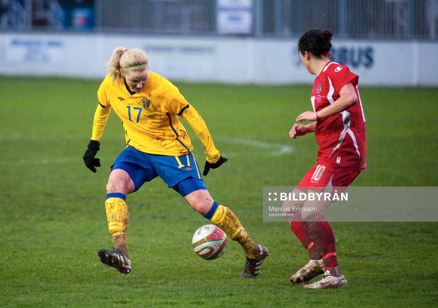 Lisa Dahlqvist, Sverige och Gwennan Harris, Wales